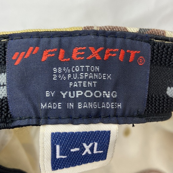 NWOT Camouflage Comfort Controls Flexfit ball cap - Picture 3 of 6